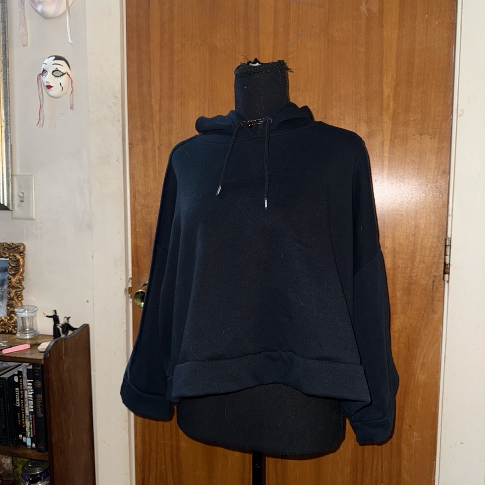 Cropped sweatshirt